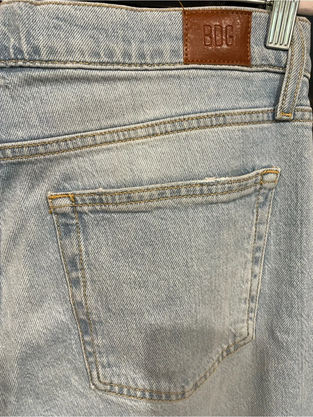 BDG Joey Mid Rise Wide Leg Jeans Size 28 Light Wash Cropped Denim